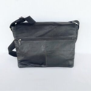 Kenneth Cole Reaction Black Leather Laptop Crossbody Bag